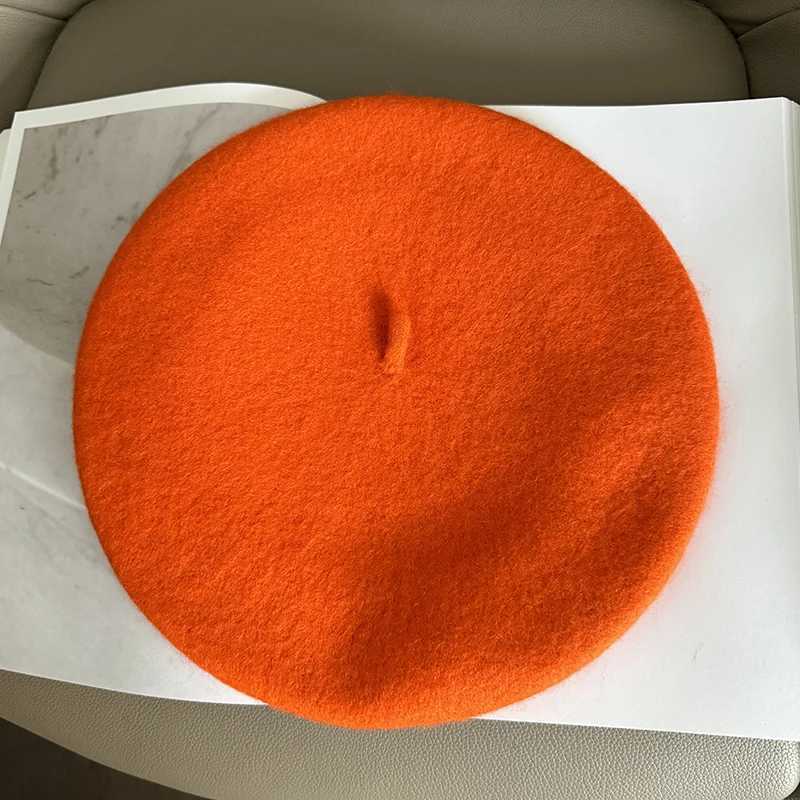 Luna Dolphin Women 90% Wool Mushroom Yellow Berets Autumn Winter Deep Eaves Knitting Artist C Painter Beanie Hat Sweet Color XJ250807