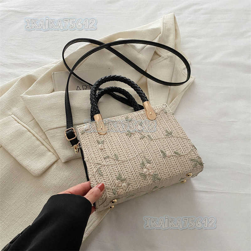 Straw Woven Handbag for Women 2024 New Seaside Woven Handbag Niche Popular Crossbody Bag Versatile Small Square Bag H250806