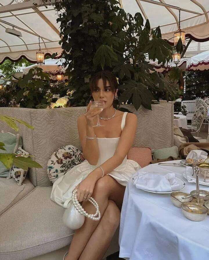 Women Acrylic mini egg bag cute pearl Evening Clutch Bag with beaded strap For Wedding Party purse And Handbag Designer