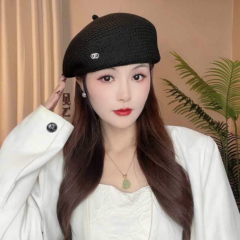 Hot selling fashion versatile temperament Korean version painter hat for women breathable shiny letter pred edge beret XJ250807