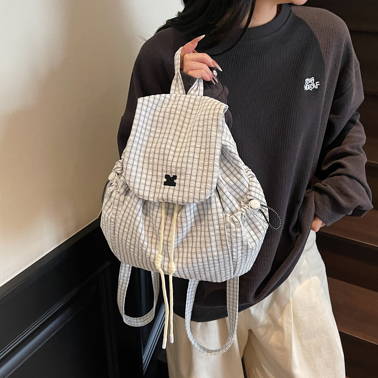 2025 Autumn New Women's Backpack Plaid fashion Korean Style Minimalist Lightweight Drawstring Large Capacity Commuting Designer