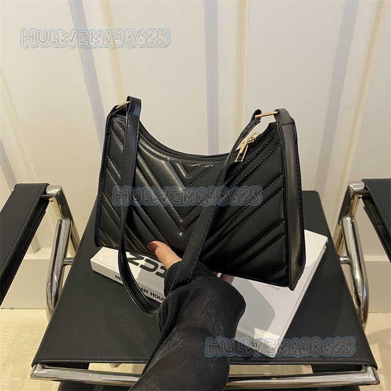 Niche Design Quilted Baguette Underarm Bag for Women 2024 Summer New Trendy Versatile Chain Shoulder Bag for Girls H250806