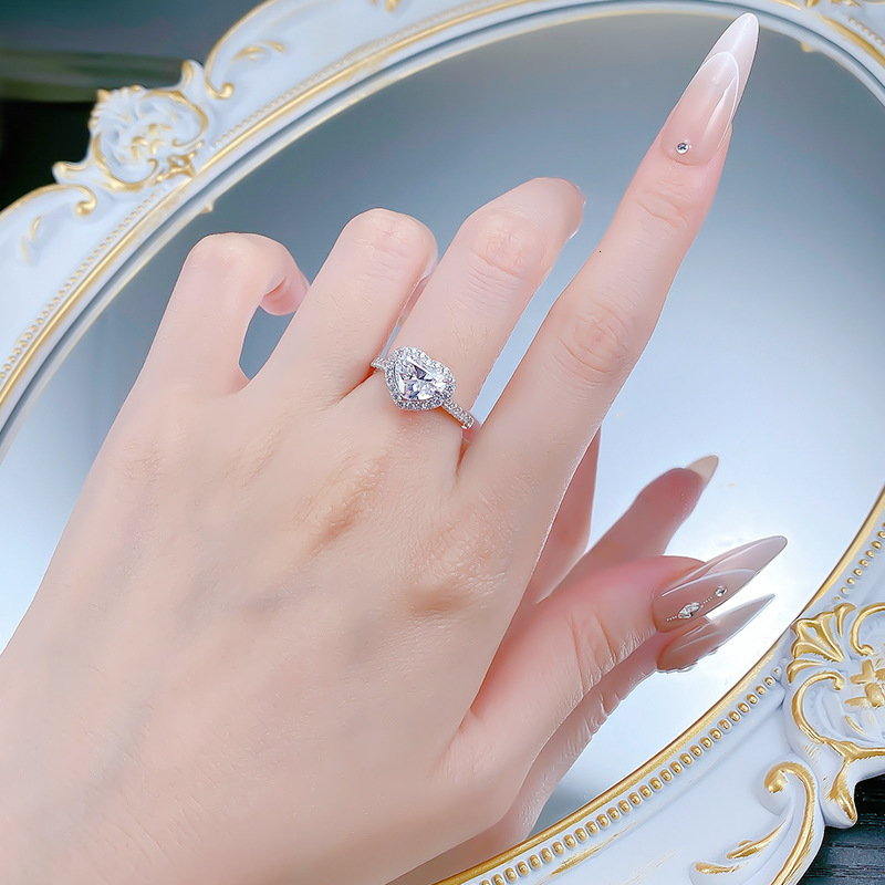 Hui Zhi Wing Jewelry New S Silver Fashion Socialite 7*9mm Full mond Heart Ring for Women Daily Classic Style