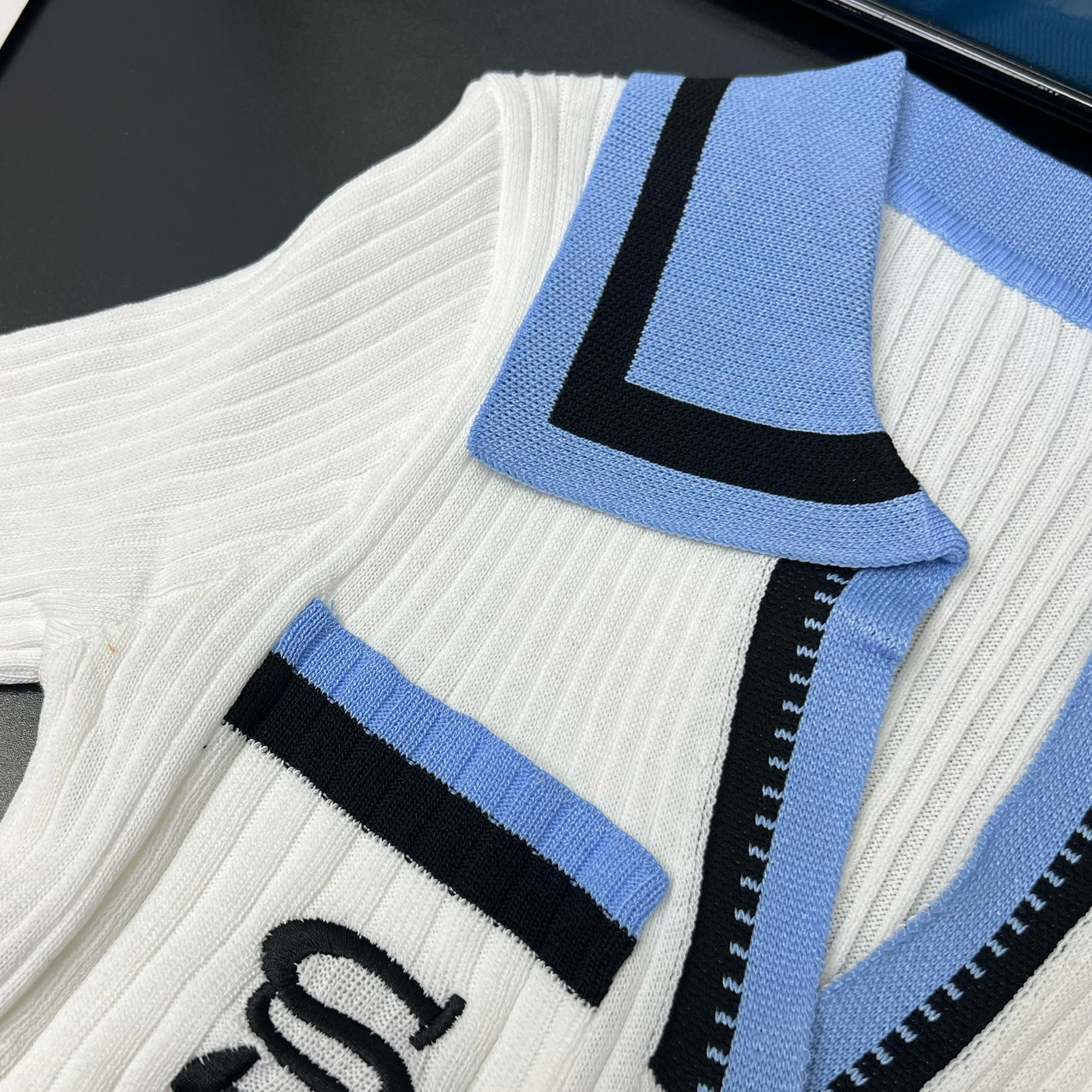 YuooMuoo Chic Fashion Sexy Wrap Hips Knitted Maxi Dres Embroidery Sweater Dress Elegant Office Lady Vest 250807