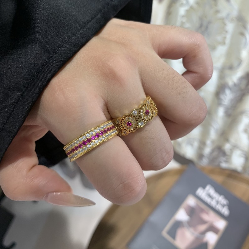 Vintage Cluster Gold Gypsy Style Rose Ring