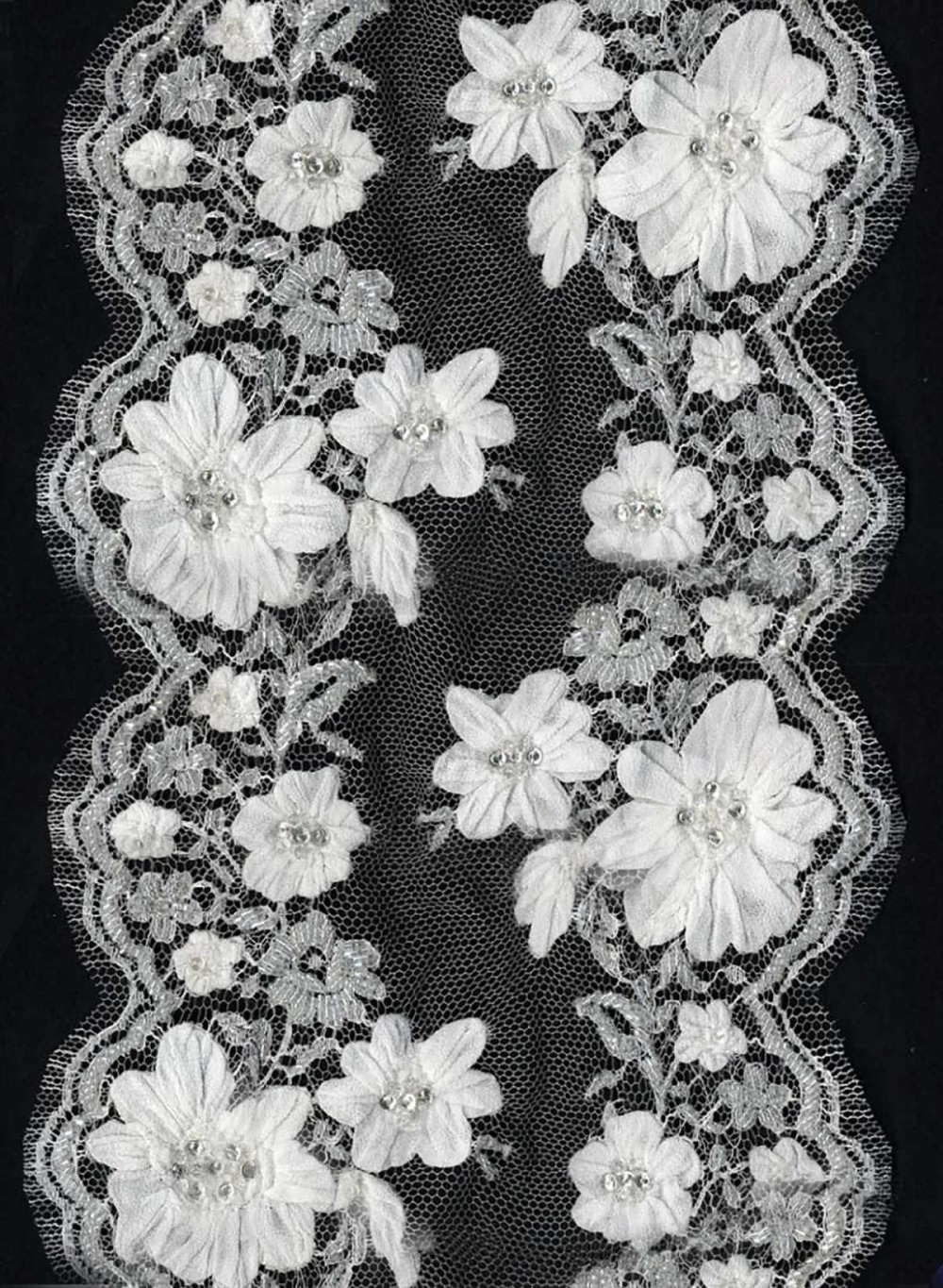 Wedding Short Bridal Veils Lace Appiques Edge One Layer Tulle Veil With Comb Ivory White Wedding Accessories Customized