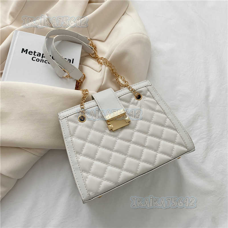 Summer Leisure Bag 2021 New Fashion Armpit Shoulder Bag Texture Chain Womens Bag Simple Handbag H250806