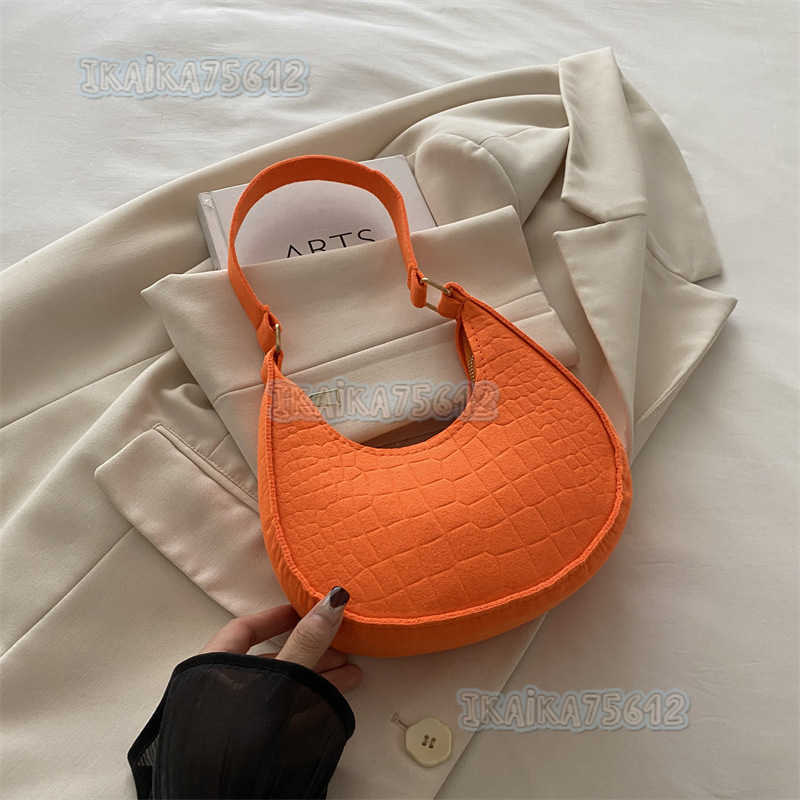 2024 Autumn New Crescent Bag Women Fashion Casual Trendy Felt Crocodile Pattern Underarm Bag Womens Shoulder Bag H250806