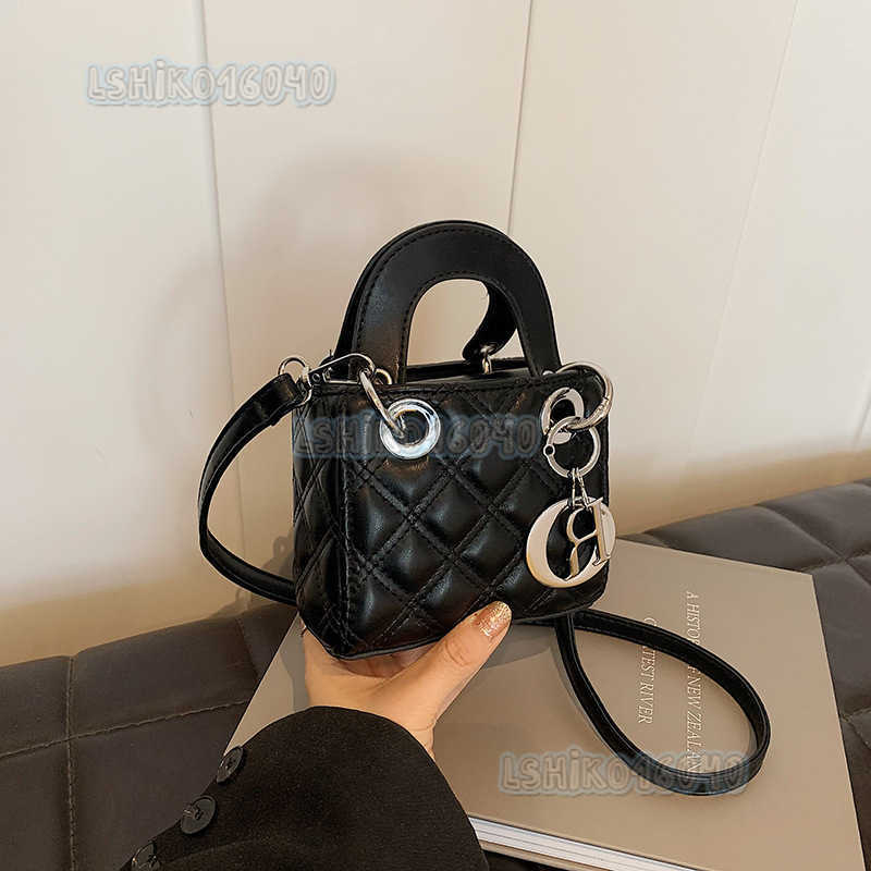 2024 New Bag Fashion Handbag Princess Style Girls Niche Single Shoulder Handbag H250807