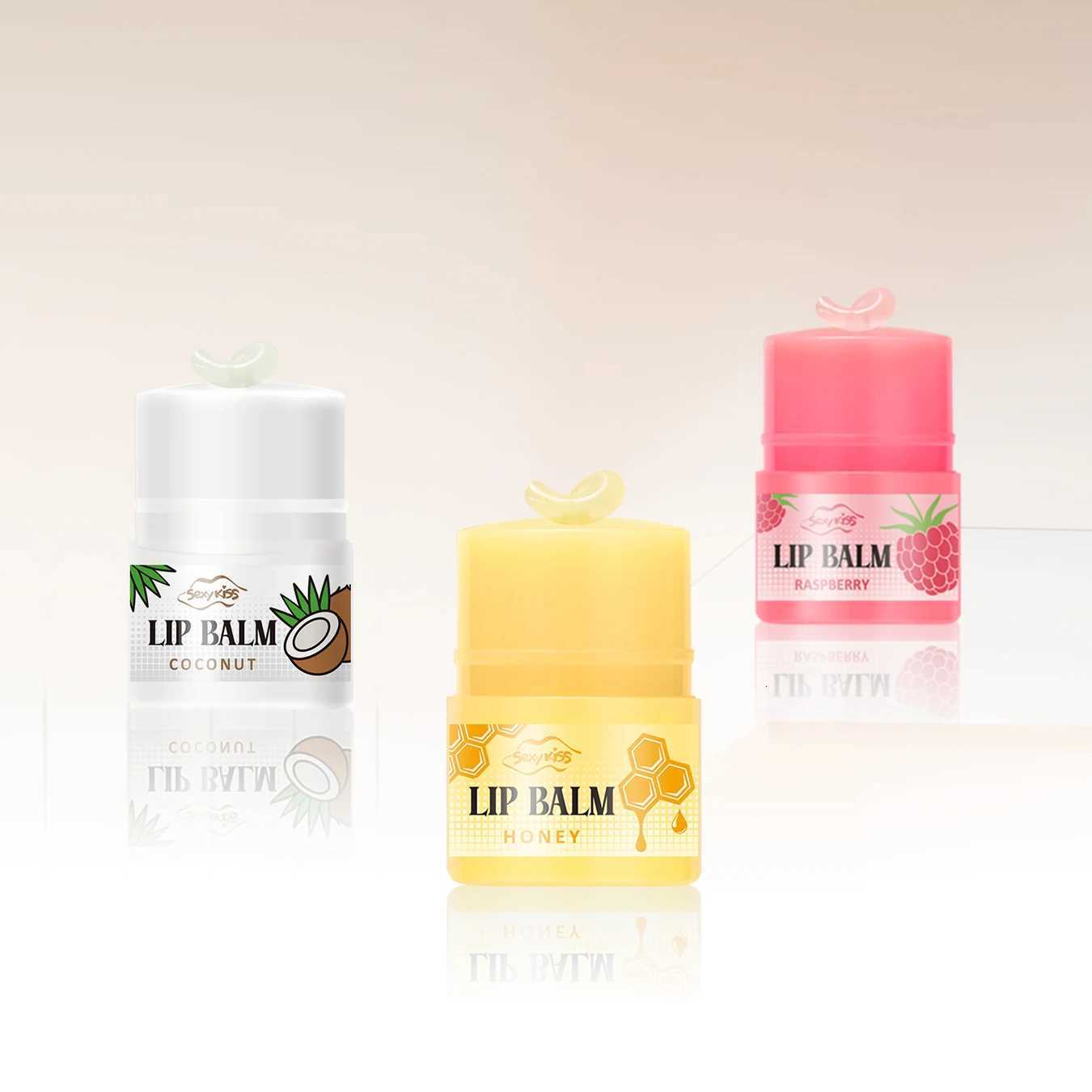 Moisturizing lip balm 20g Moisturizes dry lips brightens lip color softens dead skin highly hydrates and smoothes lip skinXJ250807