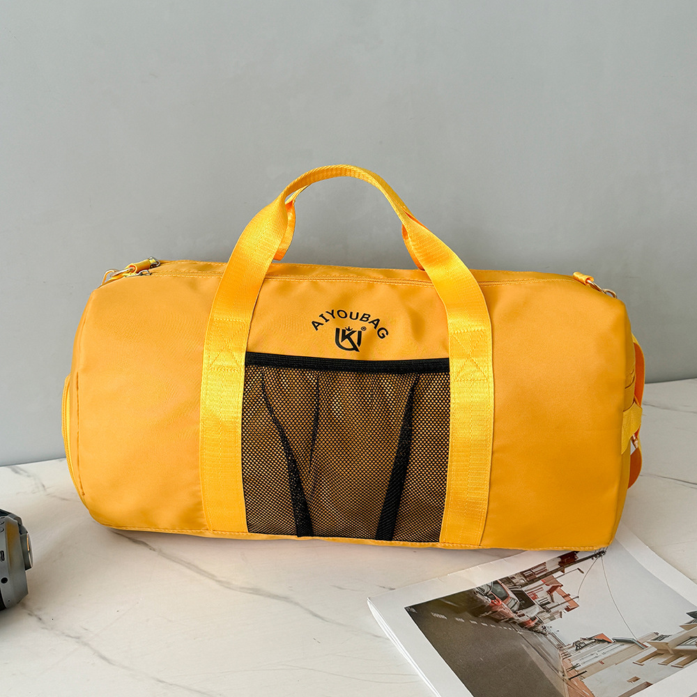 New Fashion Large Capacity Yoga Trendy Versatile Sports Gym Short Trip Multifunctional Commuter Bag