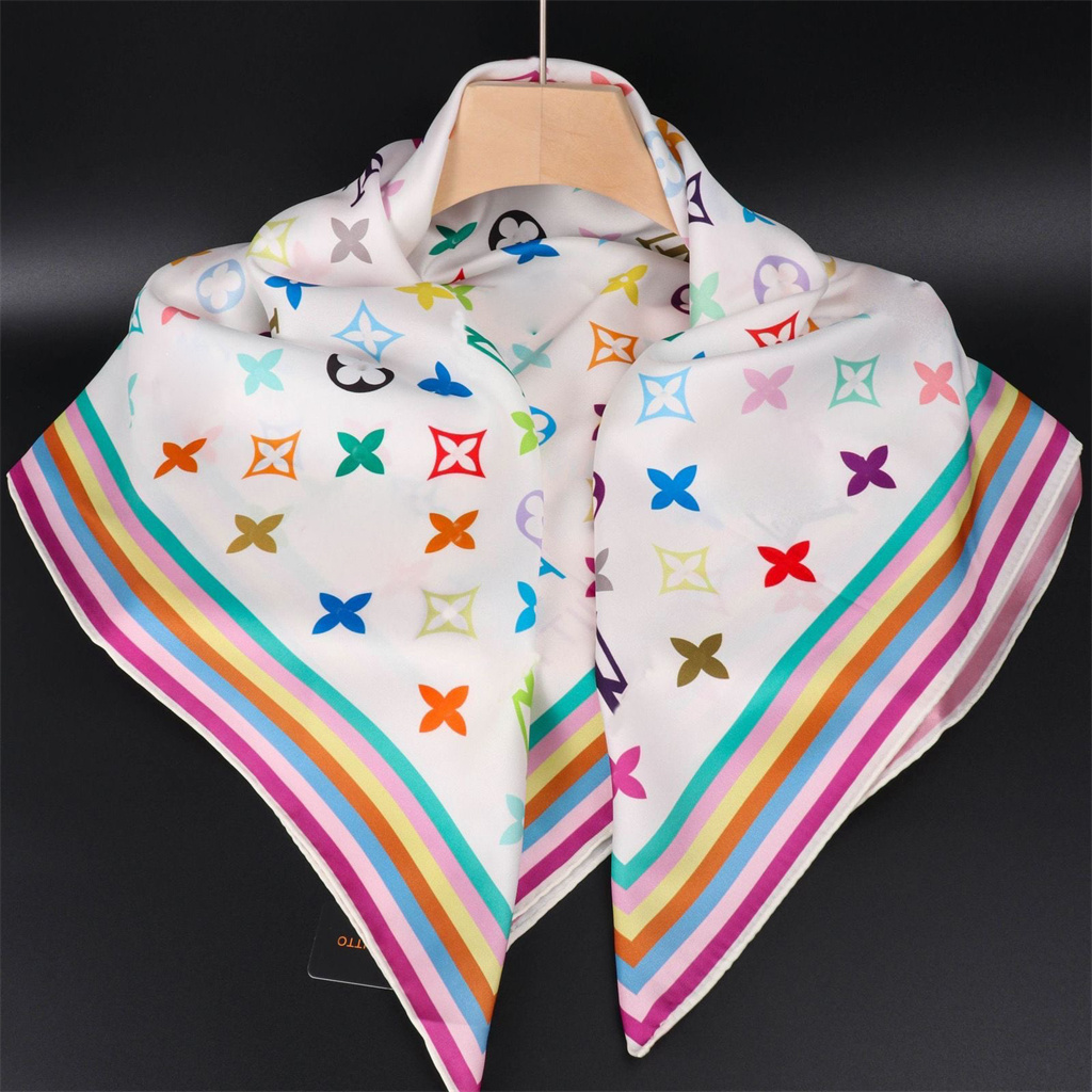 luxury scarf designer scarf for women silk scarf fashion silk scarf square summer new style silk womens ribbons for work travel outdoor and home headband Nice