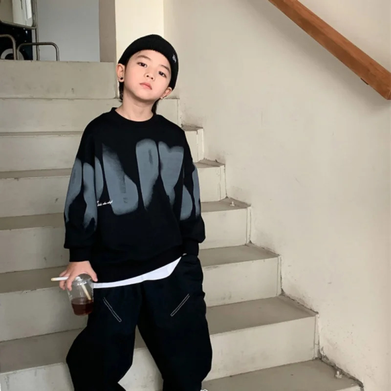 Children Boys Sweatshirts Fashion Letter Print Crewneck Pullover Tops Kids Baby Girls Casual Trendy Long Sleeve Top Clothes 250806