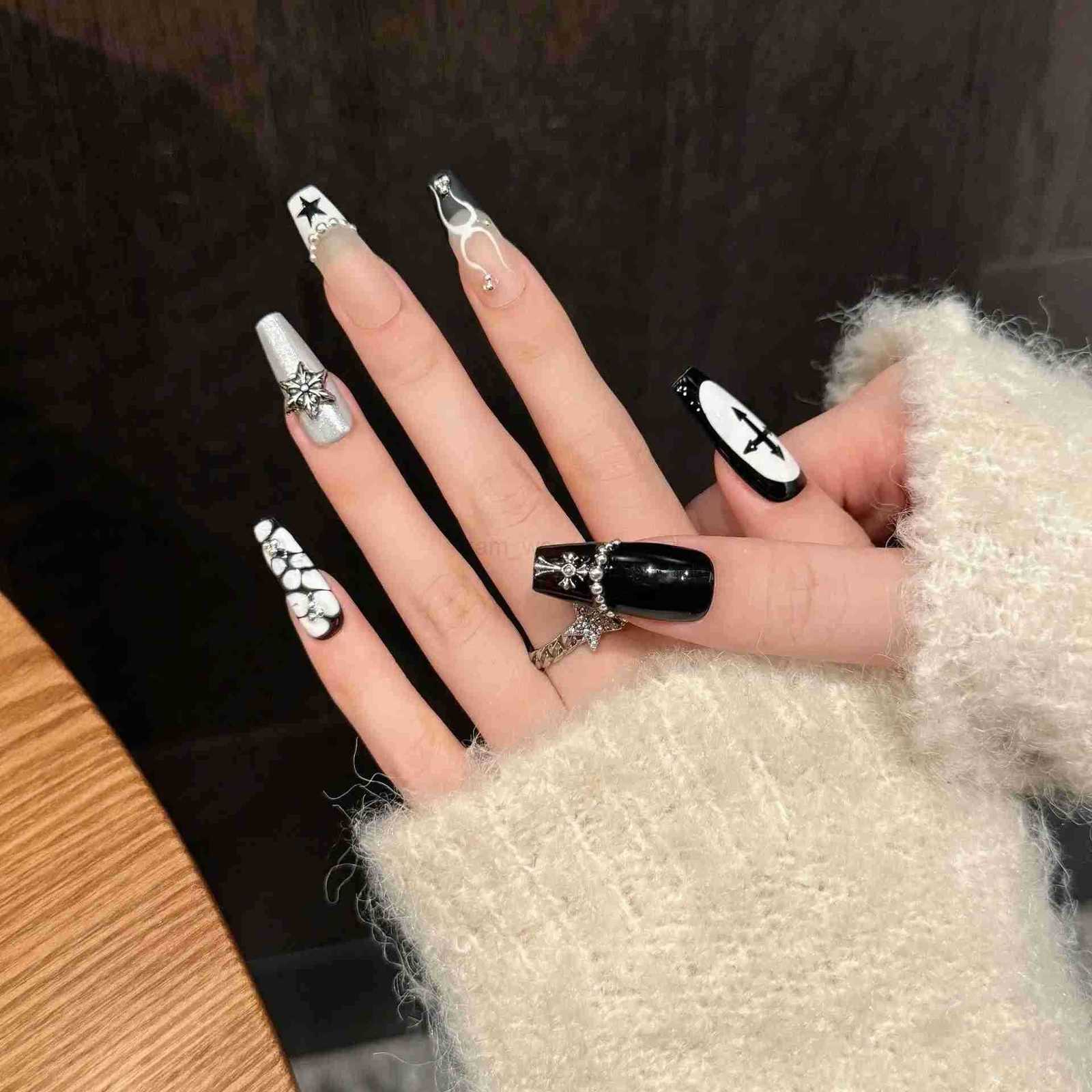 10pcs Y2k Black French Press On Nails Handmade Crocodile Pattern Five-point Star False Nails Metal Punk Style DIY Manicure Art M250807