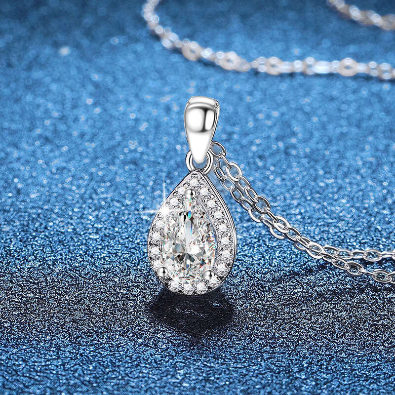 Moissanite Gemstone Iced Out VVS Silver Inlaid Cultivated Red Blue Emerald Necklace