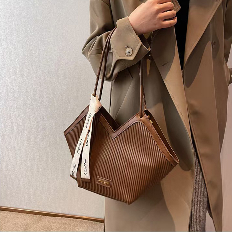 luxury desigenr tote beach bag designer tote bags for women the travel pu woven bag tote bag raffias designer bag handbag designer woven bag 555
