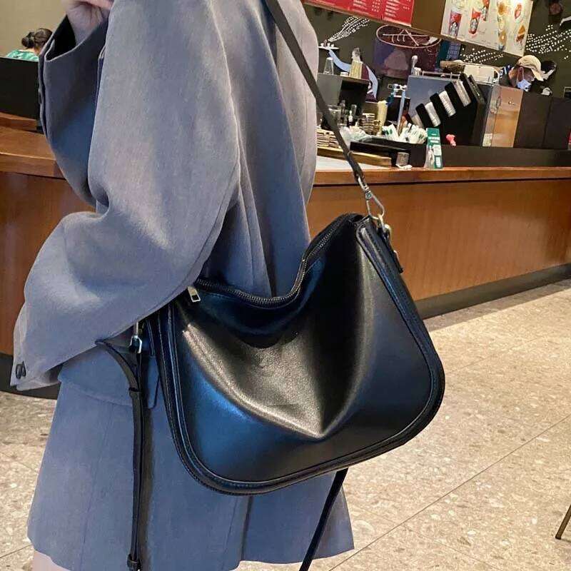 2024 Quality Cow Leather Shoulder Crossbody Women Handbag Fashion Casual Tote Bucket Bag Large Capacity Solid Color 20250805