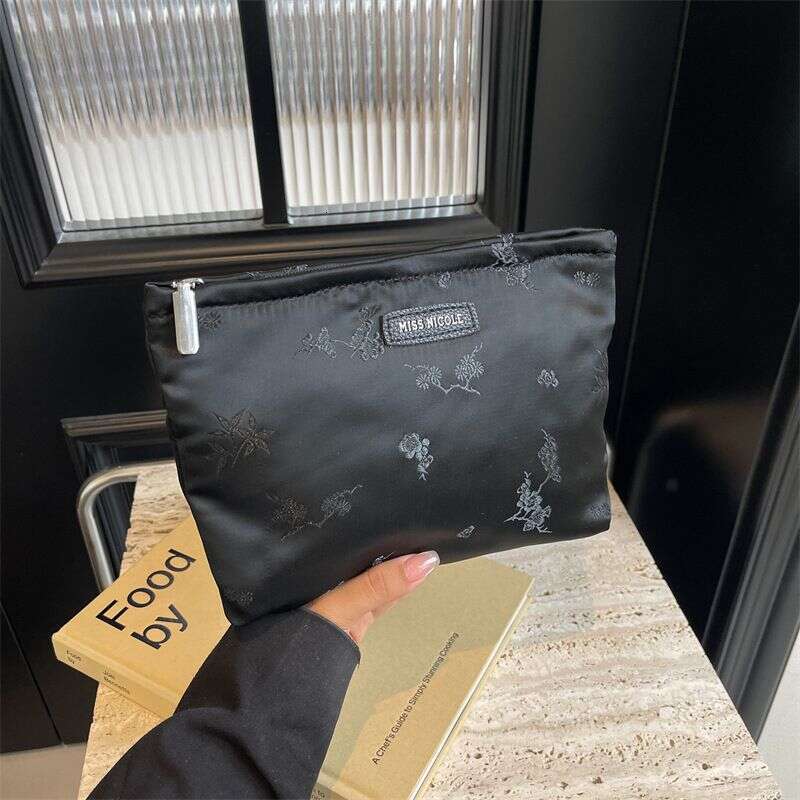 New Chinese Style Embroidery, Hand-Held Lipstick Makeup Bag, Nylon Miscellaneous Storage, Convenient Small Square Bag