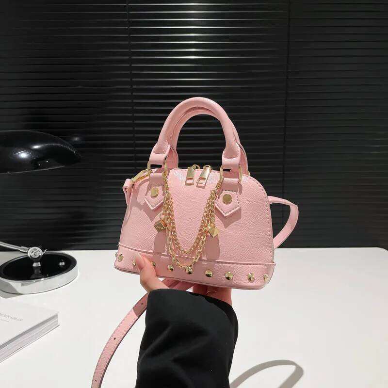 Summer Studded Shell Bag Minimalist Shoulder Crossbody Purse With Metallic Accents