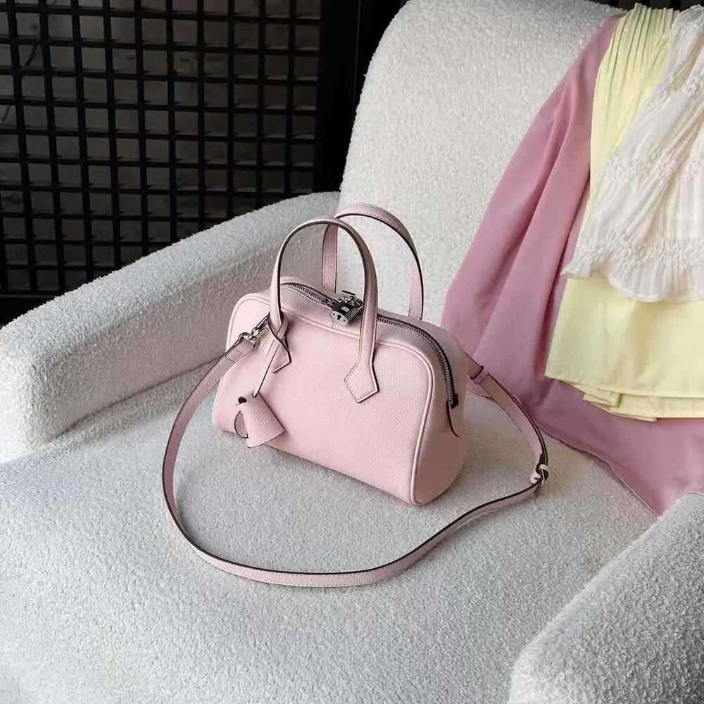 2025 New Luxury Top Layer Cowhide Victorian Genuine Leather Women's Simple Bowling Underarm Bag Handheld Crossbody