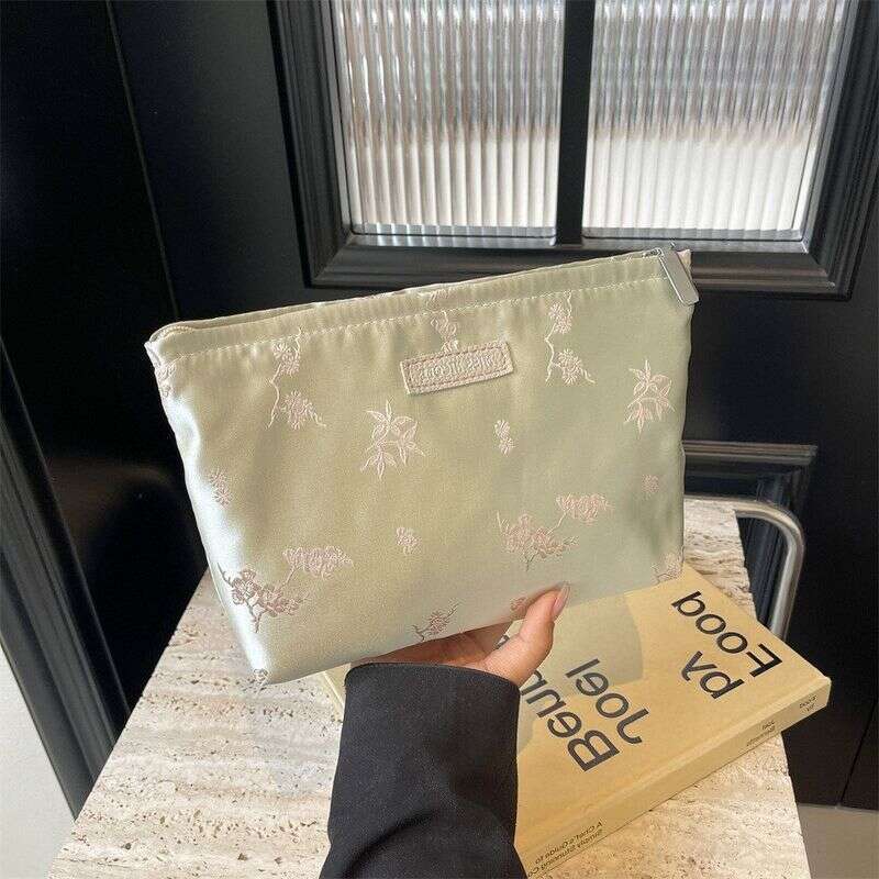 New Chinese Style Embroidery, Hand-Held Lipstick Makeup Bag, Nylon Miscellaneous Storage, Convenient Small Square Bag