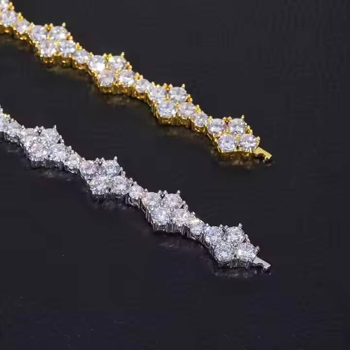 VVS Clarity Moissanite Hip Hop Chain Sterling Silver Round Diamond Cuban Link Infinity Chain for Men in affordable price