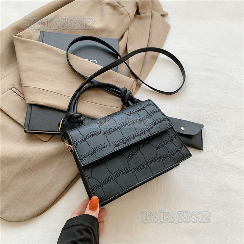 Trendy Fashion Simple Celebrity Stylish Handbag 2023 New Versatile Crossbody Bag Small Square Bag for Women H250806