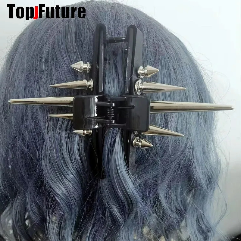 Streetwear Gothic Spike Hair Grab Punk Hip Hop Handmade Leather Buckle Chain Spike Clip Women Party Hair Accessories 250730