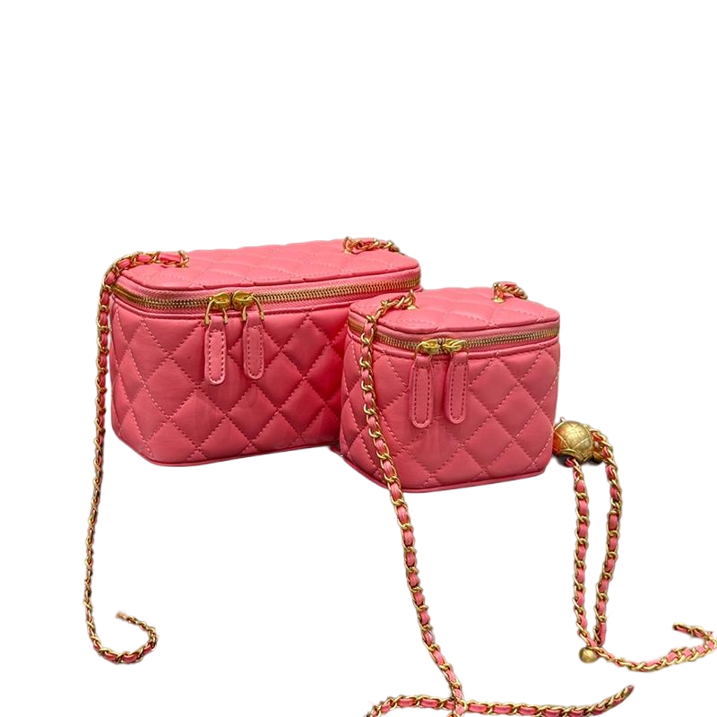 Luxury Lambskin Lipstick Makeup Vanity Box Bags With Mirror Card Holder Cosmetic Case Zipper Small Golden Ball Adjustment Buckle Gold Chain Crossbody Purse 18x10cm