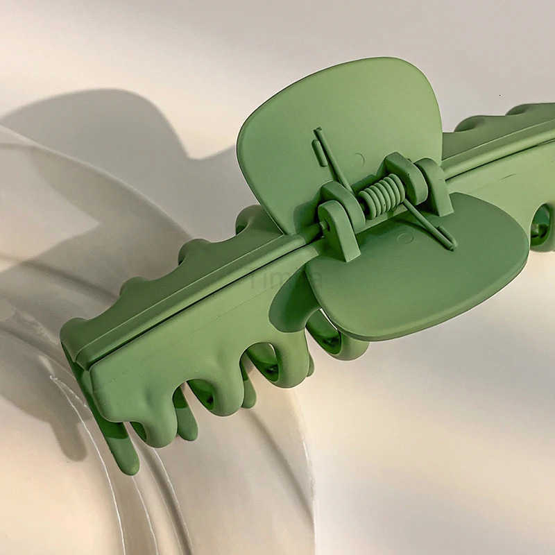 New Frosted Shell Shape Hair Clips Women Korean Simple Head Fixed Clip Ponytail Fashion Hairpin Girls Hair Accessories U250807