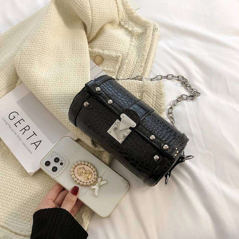 Brand Retro Cylindrical Crocodile Print Shoulder Bags for Women Chain Crossbody Bag Designer Lock Handbags and Purses Female