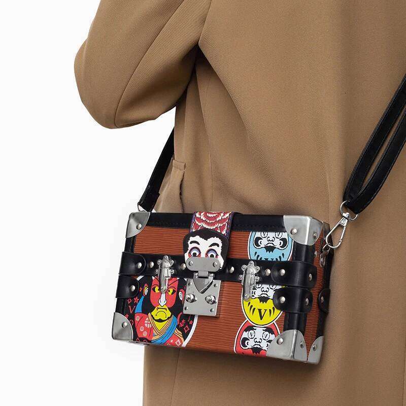 Unique Leisure Business Crossbody Handbag For Women Solid Color Elegant Leather Paris Fashion Bag Premium