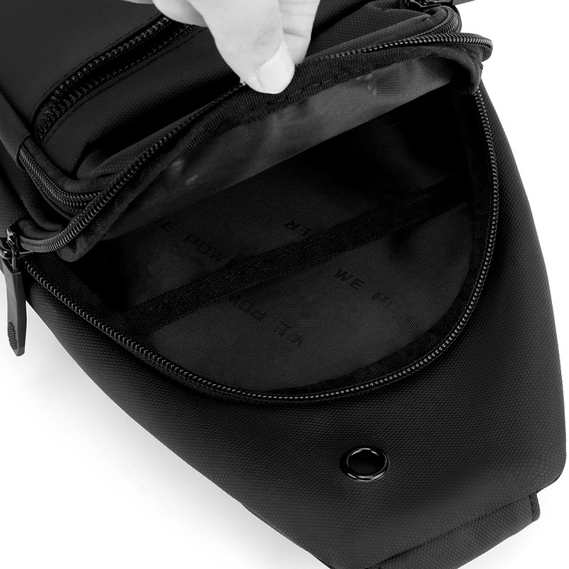 Free Shipping Designer Luxury New Outdoor Daily Chest Bag Niche High-end Men's Crossbody Bag Fashion Shoulder Bag Casual Mini Handbag