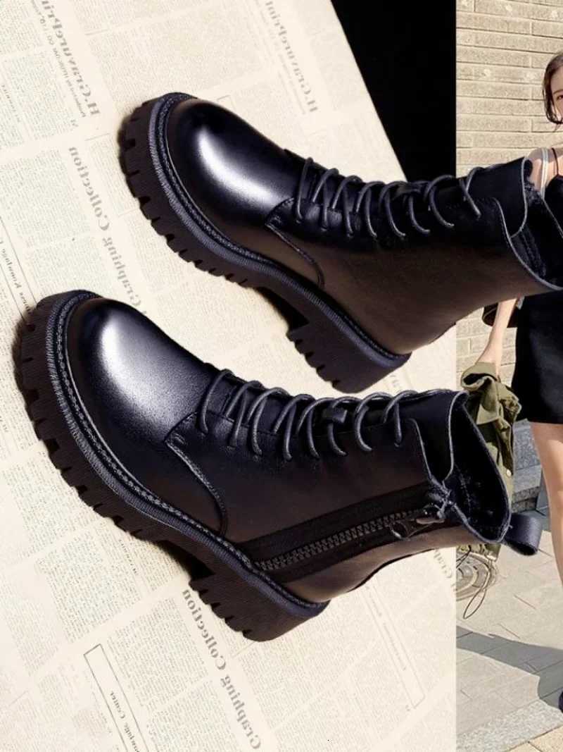 2024 New Thick-soled Female British Style Boots Wild Winter Short Boots Women Shoes Cott Shoes Winter Plus Veet XJ250807