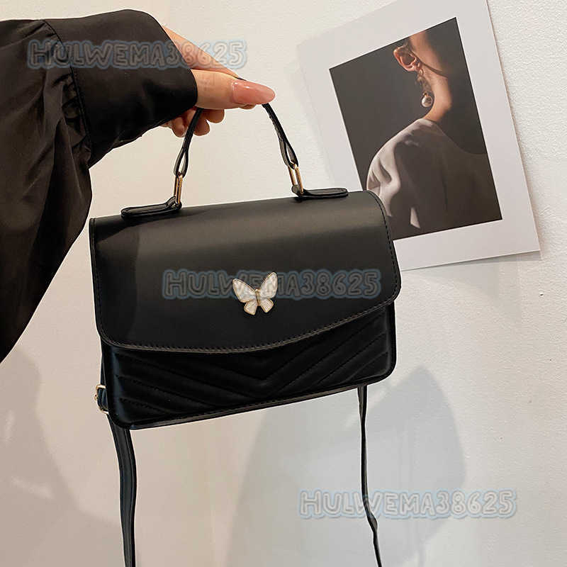 Minimalist Trendy Fashion Crossbody Bag 2025 Autumn New Style Quilted Shoulder Bag Niche Versatile Handheld Small Square Bag H250806
