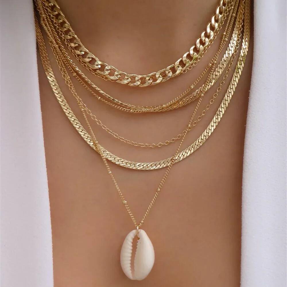 Vintage Fashion Punk Thick Chain Head Coin Lock Pendant Necklace For Women Female Multilevel Gold-plate Hip Hop Jewelry Gfit Jewelry for Women