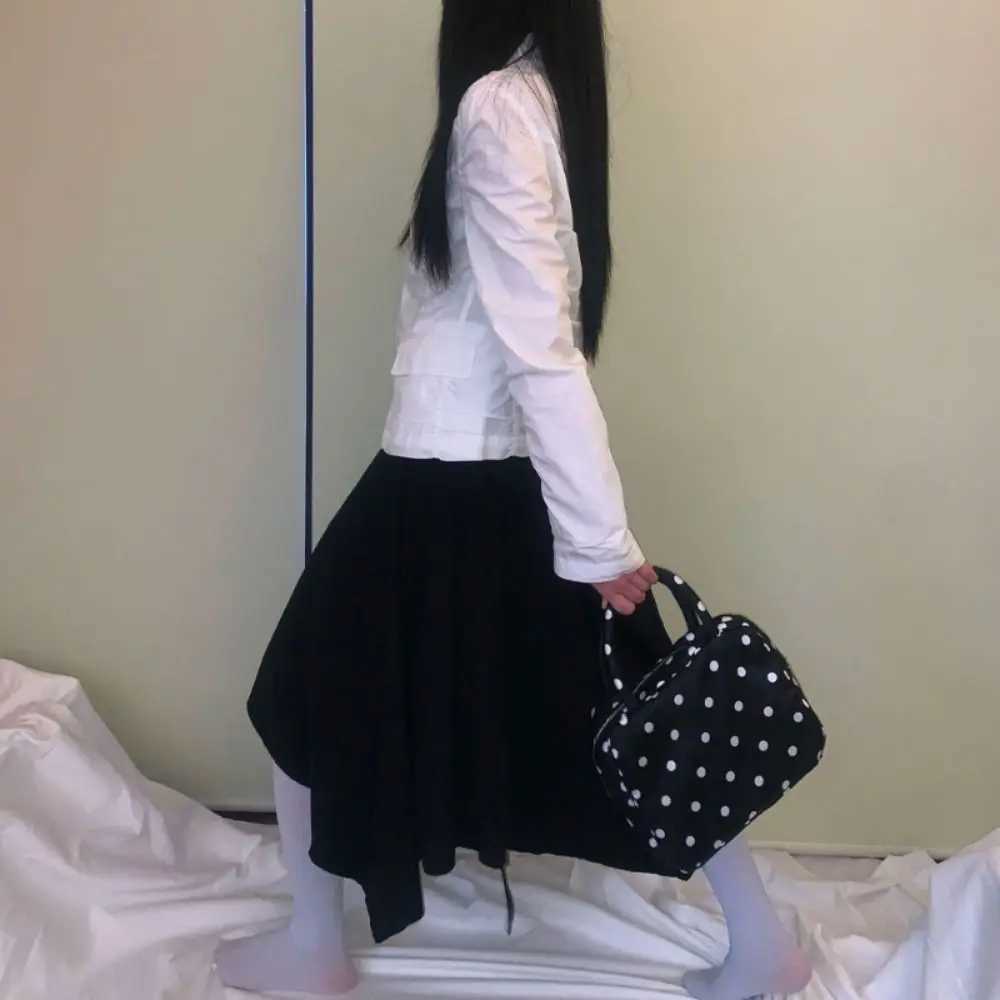 Fashion Wave Point Women Handbag Vintage Niche Design Makeup Storage Pouch Y2k Korean Popular Bag Female Z250807