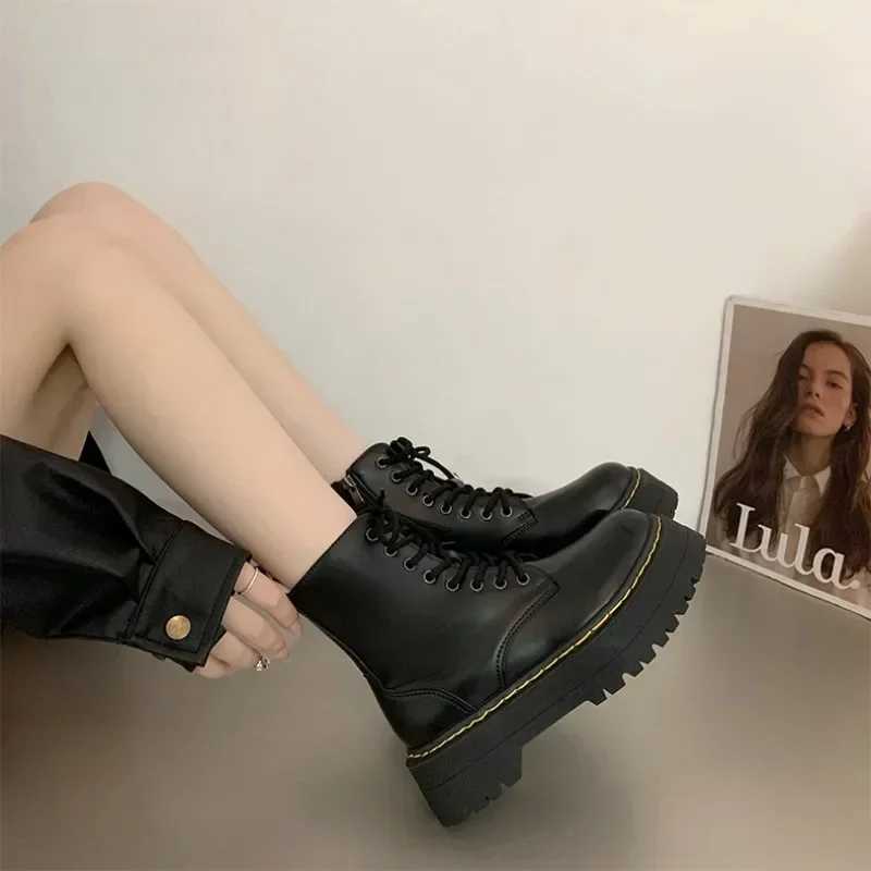 2024 Women Fi Boots Casual Shoes Woman Leather Chelsea Classic Punk Female Goth High Platform Boots Women Botas Mujer XJ250807