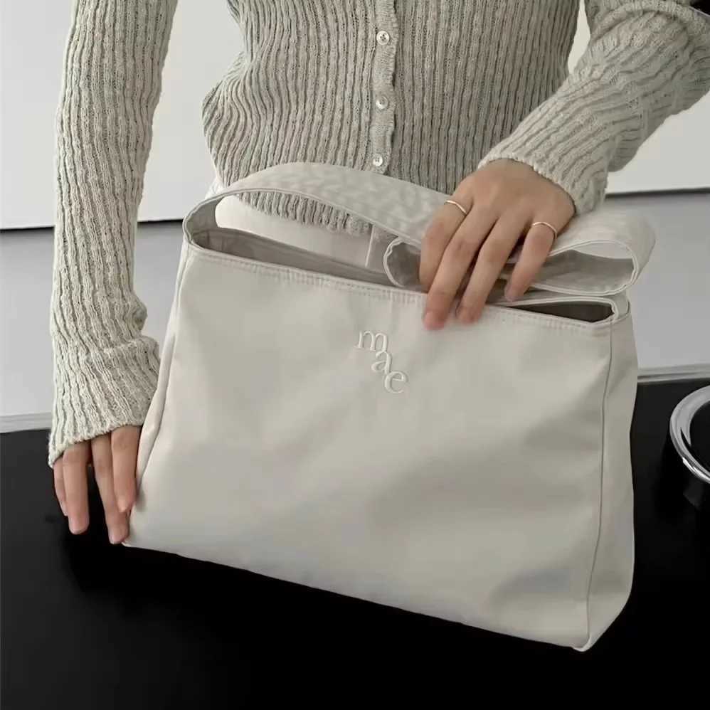 Korean Mucu Ebony Fashion Tote Bag muchandebony Underarm Nylon Embroidered Handbag for Womens Shopping Simple Shoulder Bag Z250807