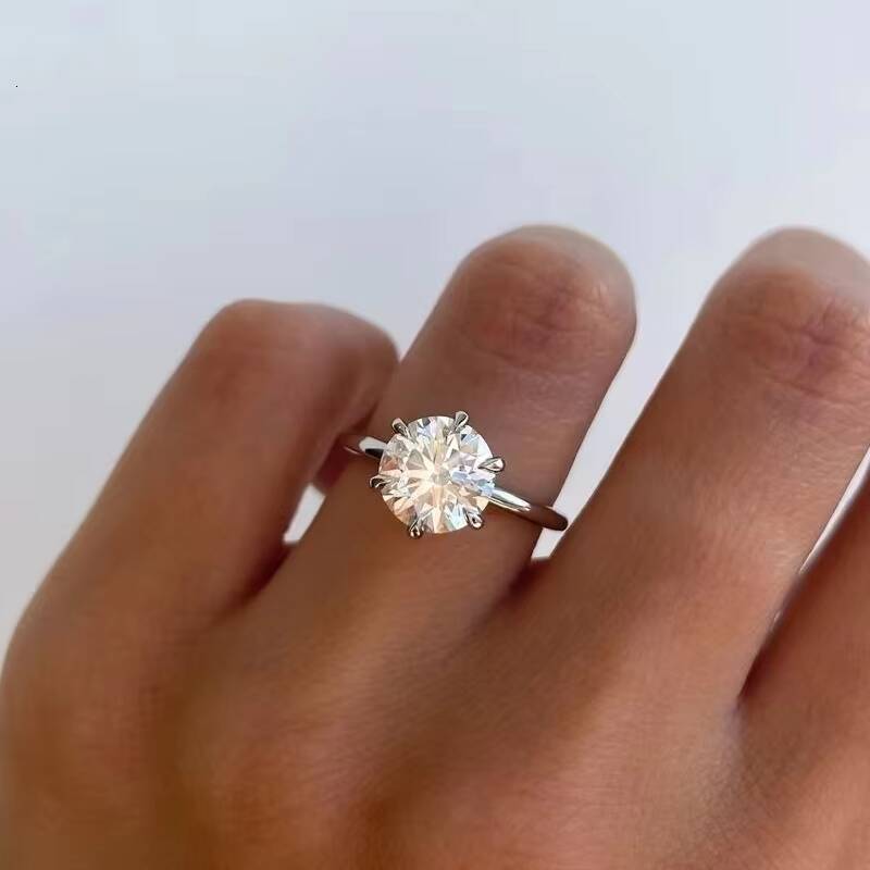 Top Quality Luxury Wedding Jewelry 3ct Round Brilliant Cut VVS Moissanite Diamond 18K Solid Gold Engagement Rings for Women