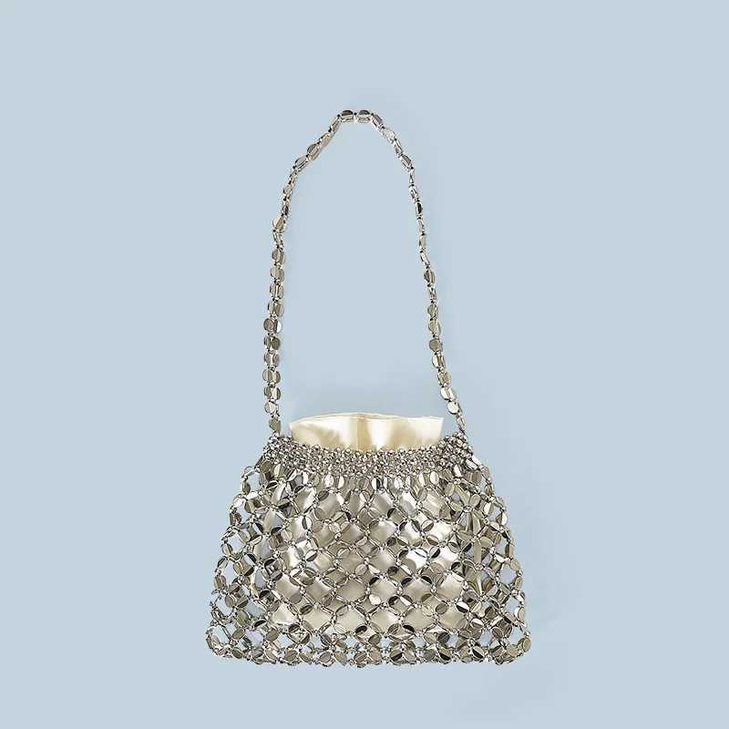 New handheld niche design silver handmade bead woven handbag essential for summer shoulder bag Z250807