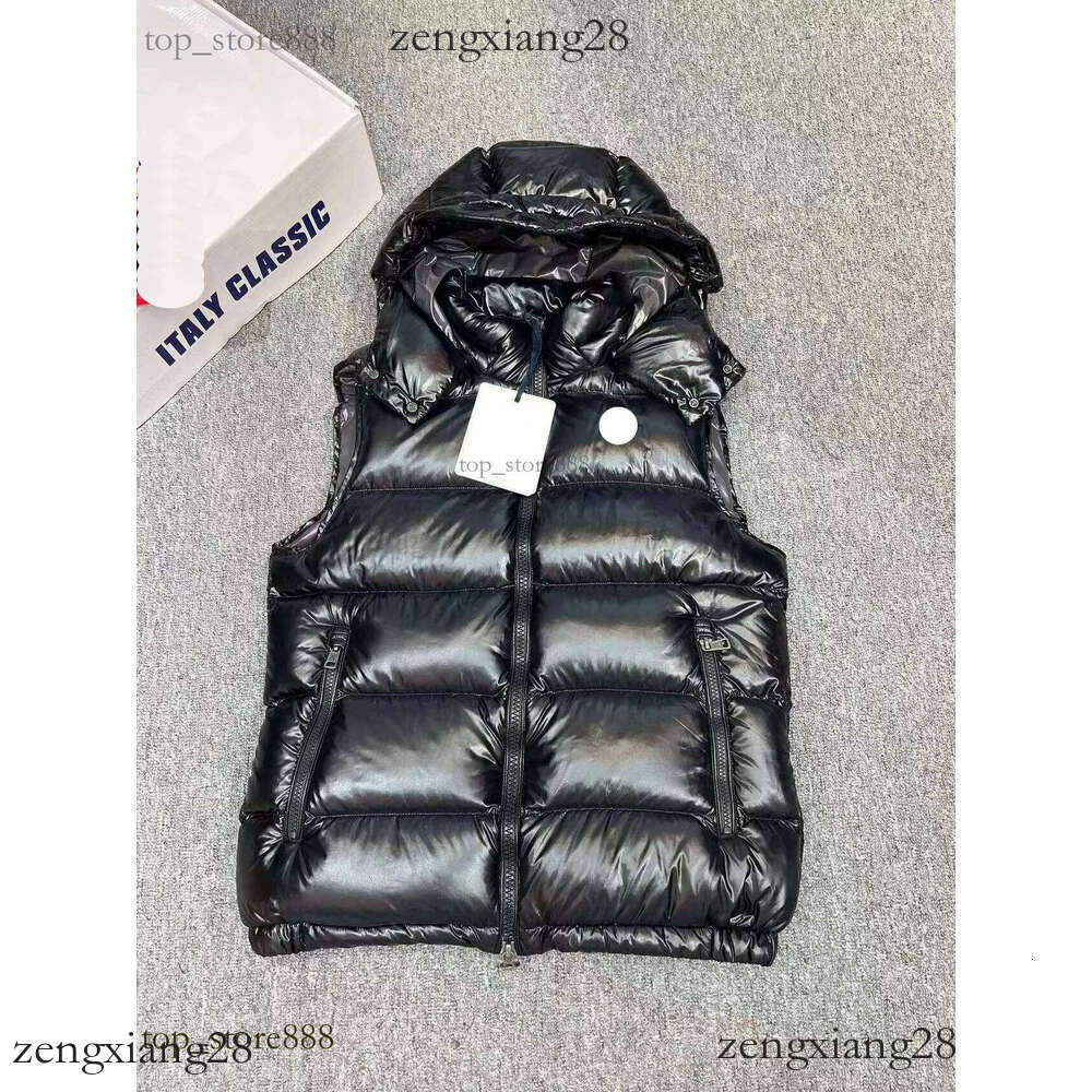 Monclerpufferjacket Vest Designer Gilet White Duck Down Puffer Luxury Down Moncleur Woman Womens Feather Filled Material Vest Graphite Couple Moncleae Vest 17F