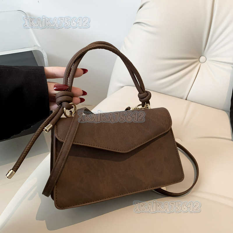 Celebrity Fashion Simple and Personalized Small Bag for Women Spring 2024 Versatile Single Shoulder Crossbody Bag Small Square Bag H250806