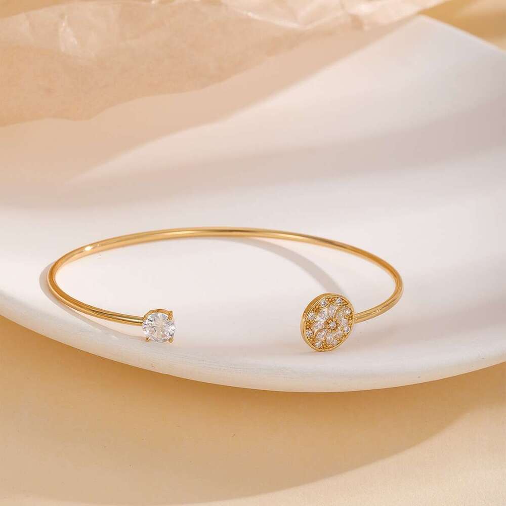 Personalized Simple Style Round Copper Inlaid Zircon Adjustable Open Bracelet