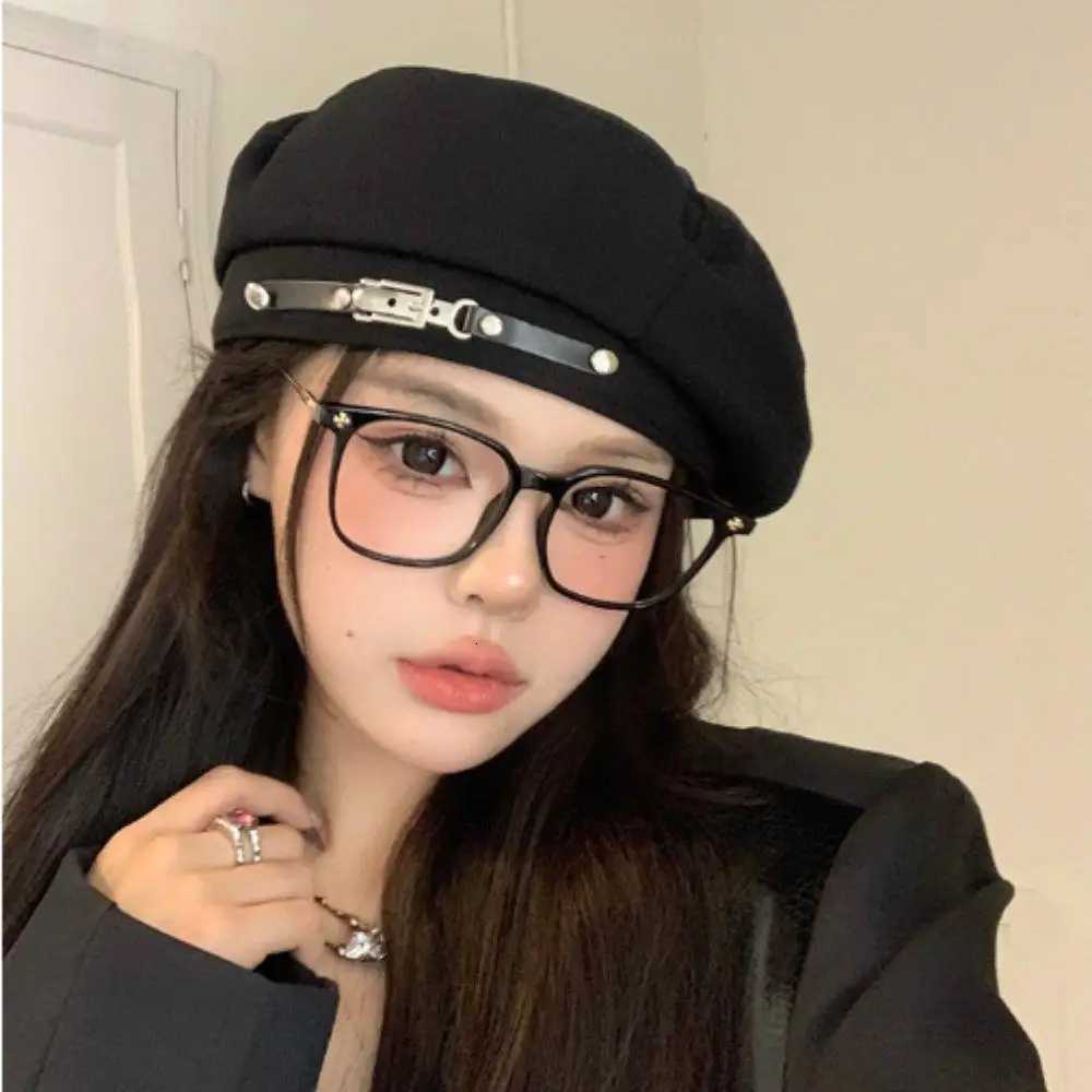 Retro Handmade Beret C Spring Autumn Women Black Beige Beret Khaki Painter Hat Female Temperament Sense C With Metal Buckle XJ250807
