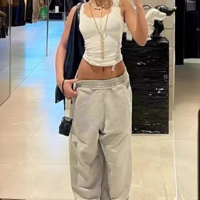 Deeptown Baggy Women Gray Sweatpants Oversized Korean Fashion Jogger Basic Pants Men Hip Hop Streetwear Casual Harajuku Trousers 250805