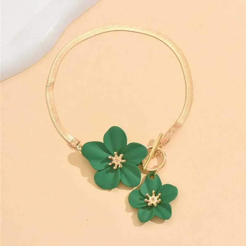Fashion Cherry Blossom Charm Anklets for Women Summer Beach Accessories Gold Color Chain Anklet Leg s Wedding Gift Y250805