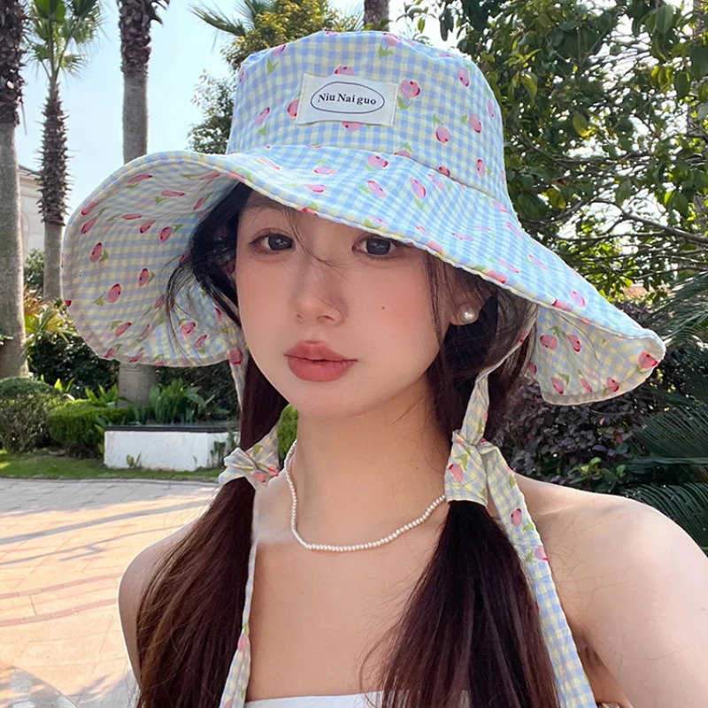 Ins Fresh Plaid Print Long Streamer Sun Hat Spring and Summer Outdoor Travel Leisure Sunscreen Large Brim Bucket Caps 250805