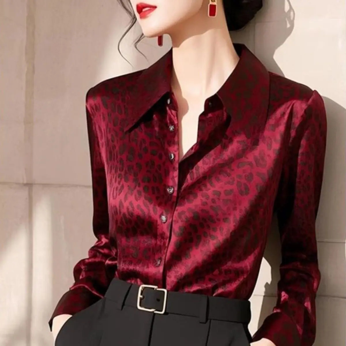 Temperament Leopard Pattern Red Satin Shirt Spring Autumn Casual Loose Commuting Cardigan Tops Fashion Clothes for Women 250806