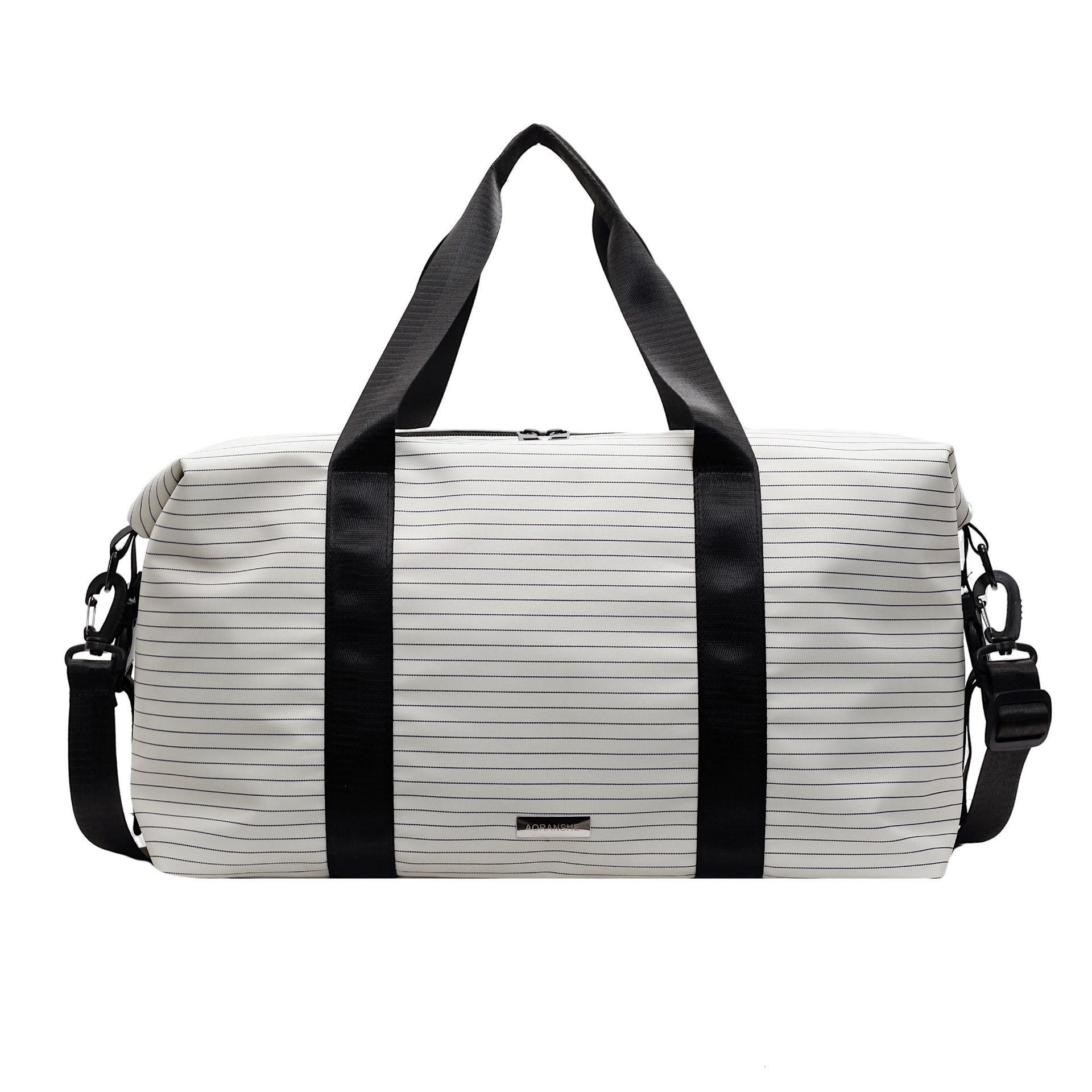 New High-Quality Striped Large-Capacity Travel Lightweight Trendy Fashion Gym Storage Carry-On Bag
